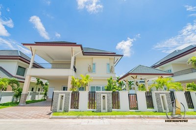 4 Bedroom house for Sale with Private Swimming pool in Huay yai Pattaya - House - Na Jomtien - 